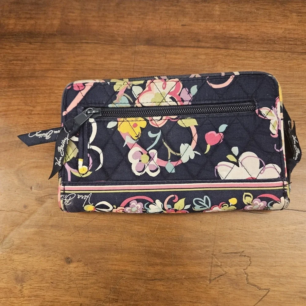 Vera Bradley Ribbons Signature‎ Cotton Turnlock Wallet Zip Around